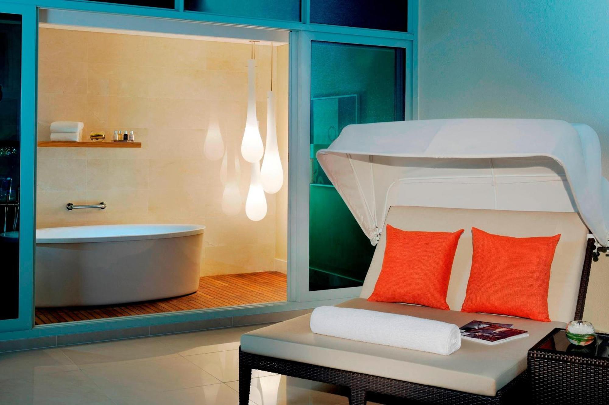 Marriott Executive Apartments Al Jaddaf, Дубай Екстериор снимка