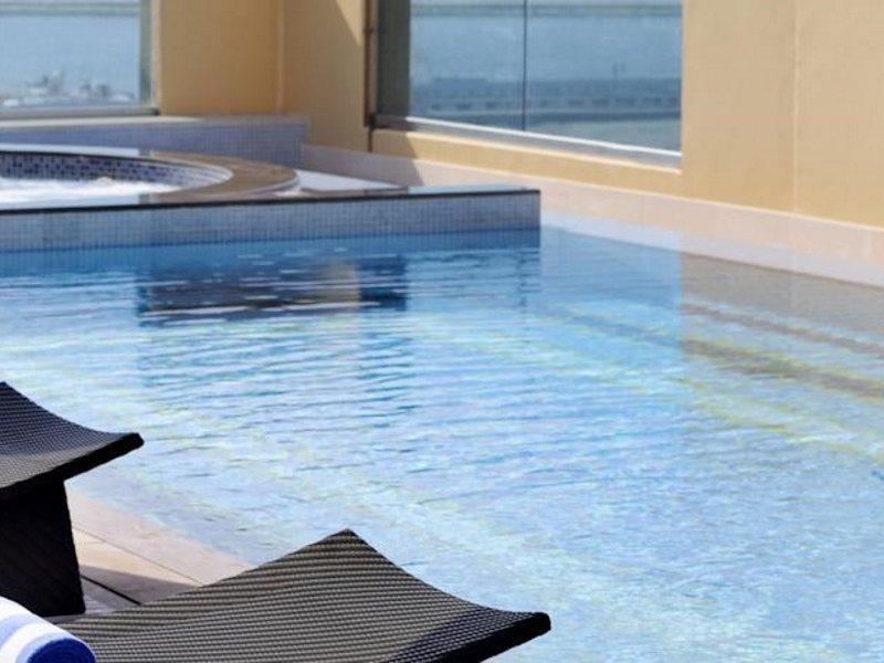 Marriott Executive Apartments Al Jaddaf, Дубай Екстериор снимка Infinity pool