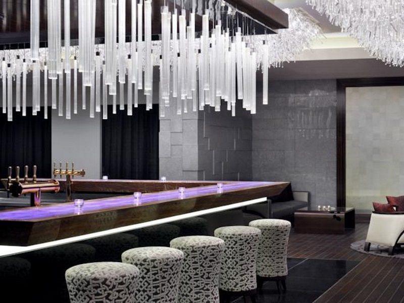 Marriott Executive Apartments Al Jaddaf, Дубай Екстериор снимка The bar at the W Hotel
