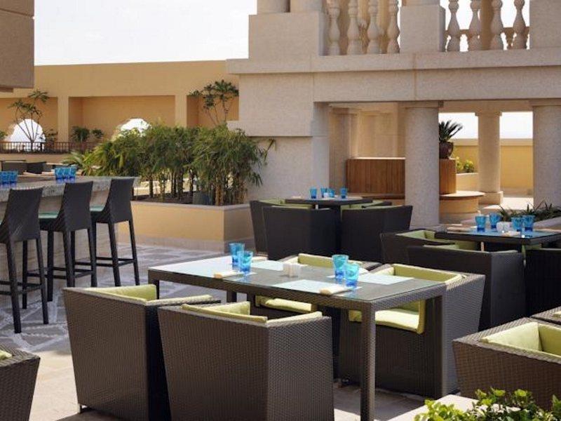 Marriott Executive Apartments Al Jaddaf, Дубай Екстериор снимка The Terrace