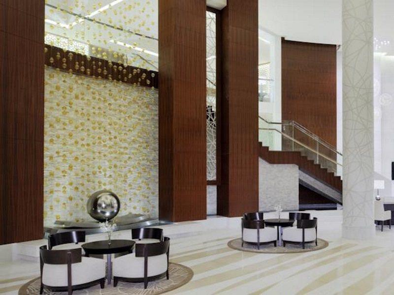 Marriott Executive Apartments Al Jaddaf, Дубай Екстериор снимка The lobby of the hotel