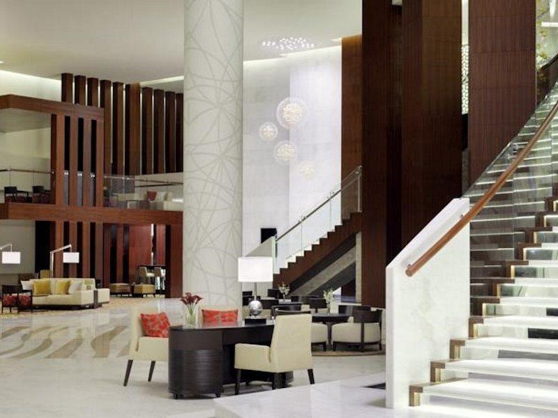 Marriott Executive Apartments Al Jaddaf, Дубай Екстериор снимка The lobby of the hotel